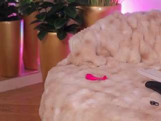 AnaisBloom live cam — ass, squirter, oil