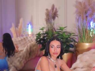 AnaisBloom live cam