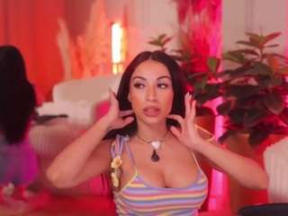 anaisbloom myfreecams