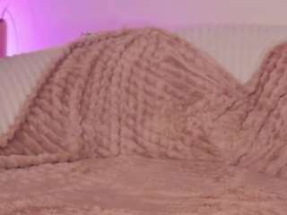AnaisBloom on CamSoda