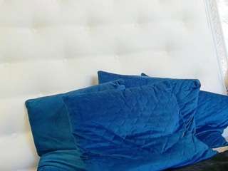 Karissia live cam preview
