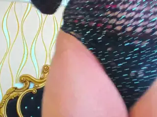 Karissia's Live Sex Cam Show