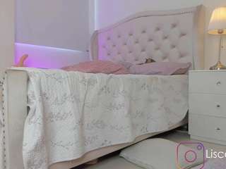 valeria-sanz Live Webcam on CamSoda