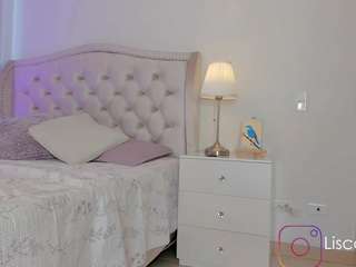 valeria-sanz Live Webcam on CamSoda