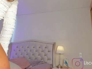 valeria-sanz Live Webcam on CamSoda