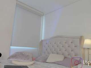 valeria-sanz Live Webcam on CamSoda