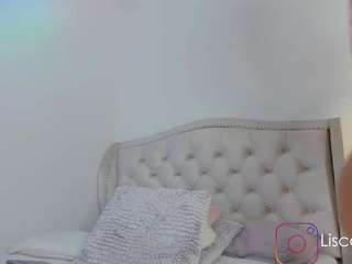valeria-sanz Live Webcam on CamSoda