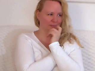 LauraSky