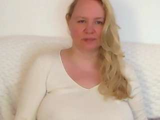 LauraSky