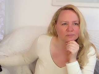 LauraSky