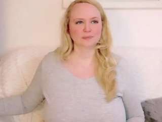 laurasky Live Webcam on CamSoda