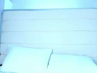 natalia-20's CamSoda show and profile