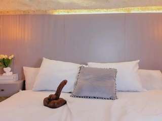 natalia-20 Sex Cam Show