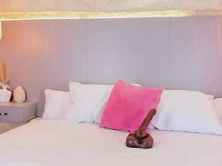 natalia-20 live cam preview