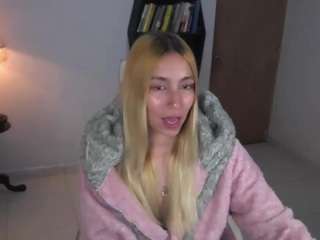 tattoo-experience from CamSoda is Freechat