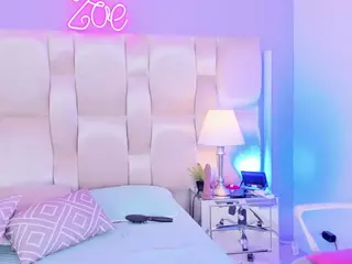 zoe-evanns's Live Sex Cam Show