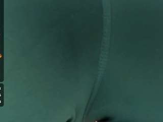 lyannaa Live Webcam on CamSoda