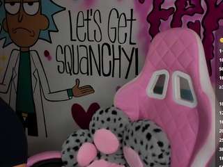 Live webcam model lyannaa on Soda Cams