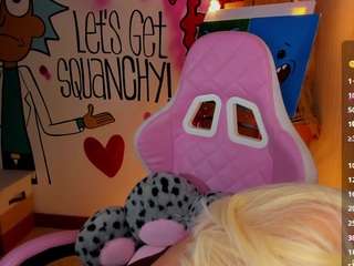 Live webcam model lyannaa on Soda Cams