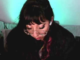 hairy pussy teen 18+