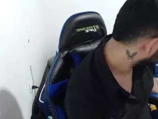 louis castro's Live Sex Cam Show