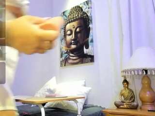 bigbeautyass's CamSoda show and profile