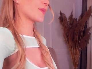 daintydell Live Webcam on CamSoda