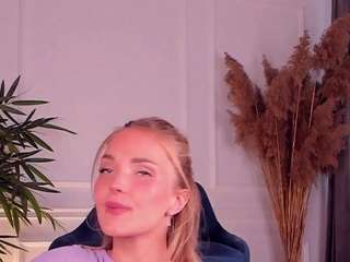 daintydell Live Webcam on CamSoda