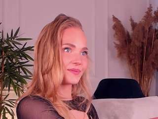 daintydell Live Webcam on CamSoda