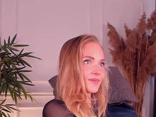 daintydell Live Webcam on CamSoda