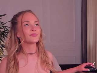 daintydell Live Webcam on CamSoda