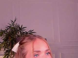 daintydell webcam
