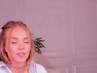 daintydell Live Webcam on CamSoda