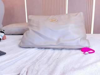 kate-winsley Live Webcam on CamSoda