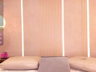 le modèle kate-winsley est en webcam porno dans un show sur le site camsoda, il possède les tags suivants: amateur,orgasm,full nudity,latina,lingerie,lovense,lush,naked,no drinking,normal,sex toys,anal,shaved pussy,squirter,strip,striptease,tattoos,toys,twerk,wet