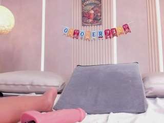 kate-winsley's live room