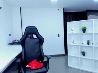  chantal-bigboobs chat room