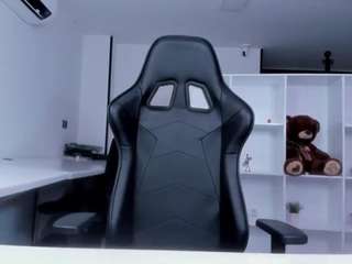  chantal-bigboobs chat room