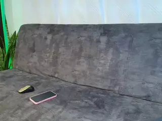 StarLouise's Live Sex Cam Show