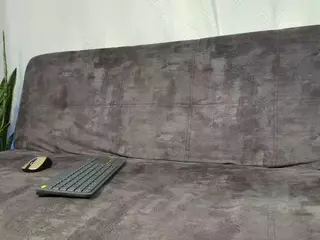 StarLouise's Live Sex Cam Show