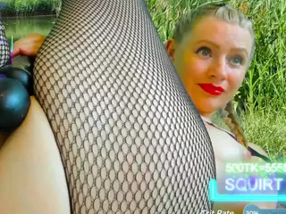 SansaStaark's Live Sex Cam Show