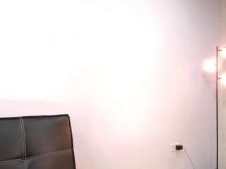 Live webcam model cocksuckingslut on Soda Cams