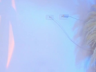 ashlye-stone live