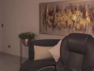  abellacroft chat room