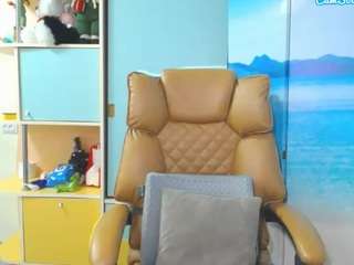 This model is live right now. miaasunnyy