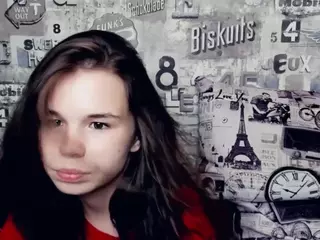 bellefanning's Live Sex Cam Show