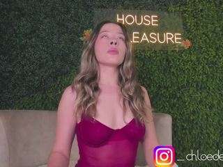 Chloe Dee