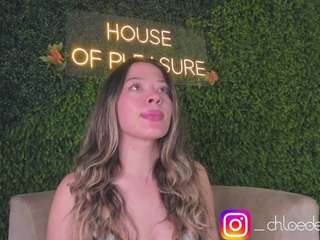 chloedee Live Webcam on CamSoda