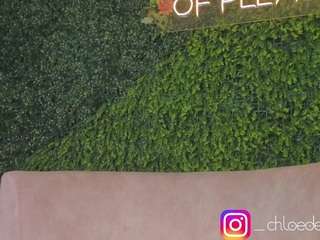 chloedee Live Webcam on CamSoda