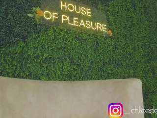 chloedee Live Webcam on CamSoda